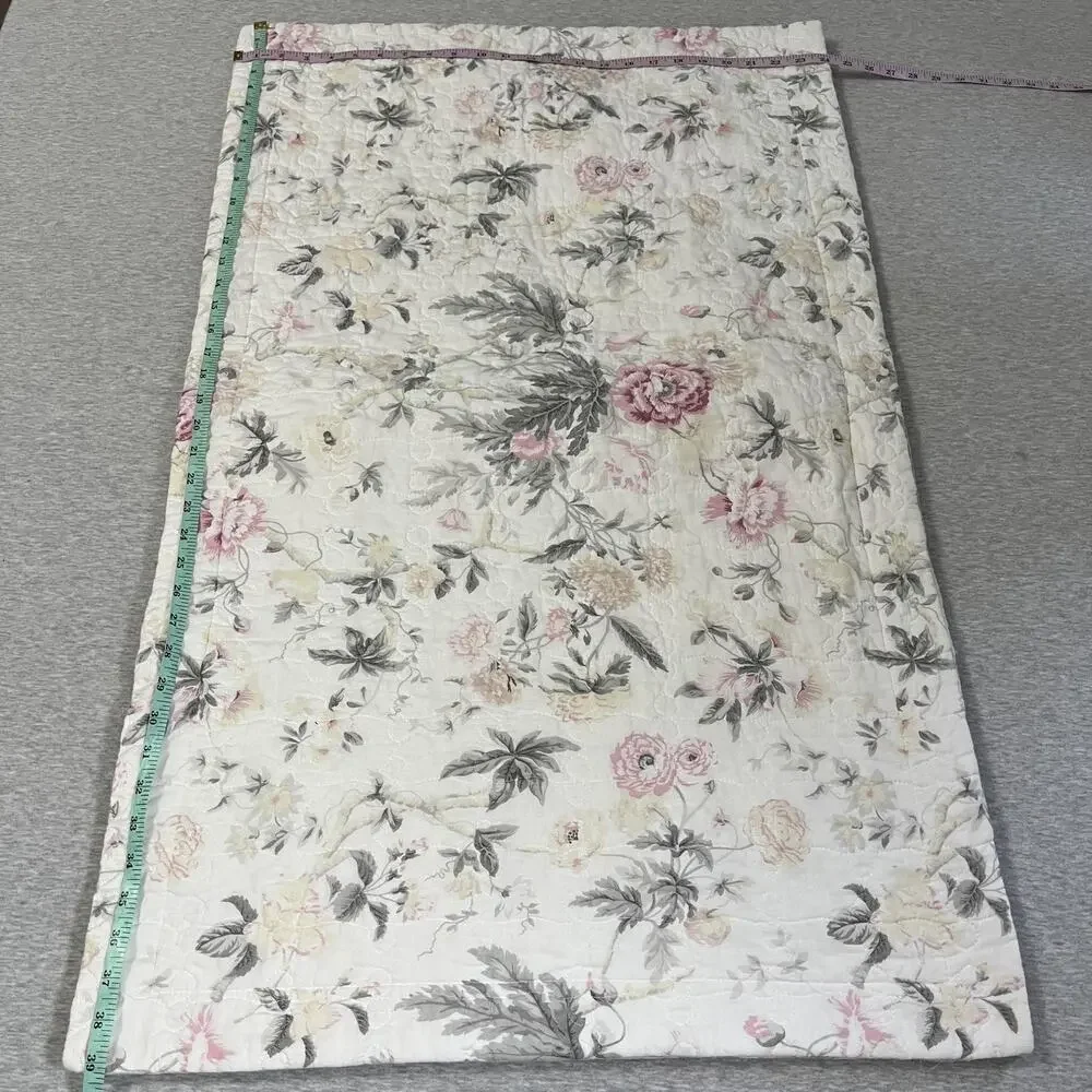 Laura Ashley‎ Breezy Floral Pillow Shams Womens 24x39 Pink Quilted Cottagecore